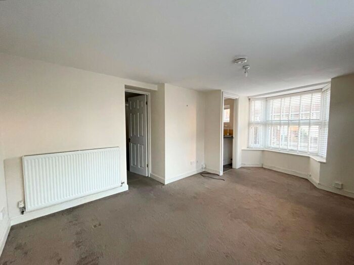 1 Bedroom Maisonette To Rent In Trafalgar Road, Horsham, RH12