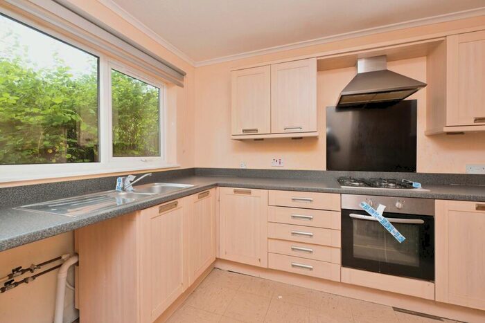 2 Bedroom Bungalow For Sale In Parkwood Street, Northampton, Northamptonshire, NN5