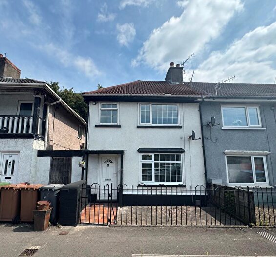2 Bedroom End Of Terrace House For Sale In Risca Road, Cross Keys, NP11