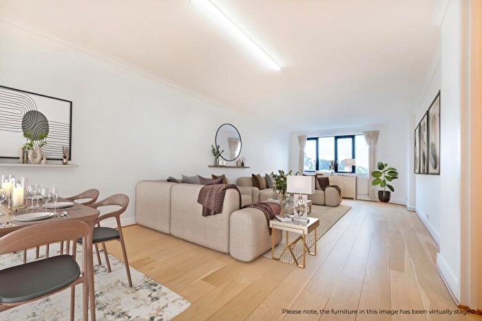 3 Bedroom Apartment To Rent In Cavendish House St Johns Wood, NW8