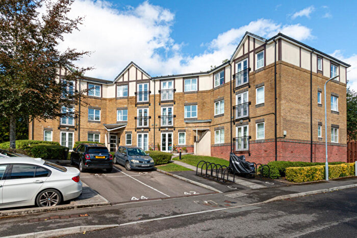 2 Bedroom Apartment To Rent In Wenallt Mansions, Thornhill, Caerdydd, Heol Llinos, CF14