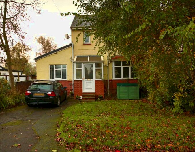 Houses for sale & to rent in LS20 8NR, Hawksworth Lane, Guiseley And