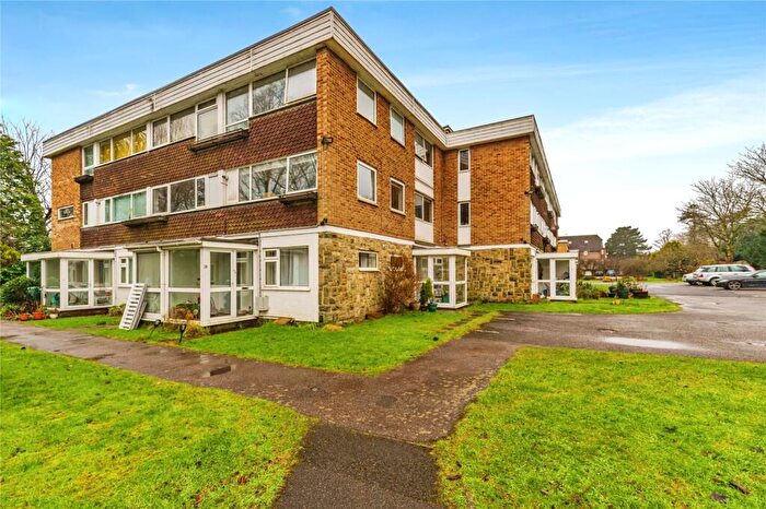 2 Bedroom Maisonette For Sale In Doods Place, Doods Road, Reigate, Surrey, RH2