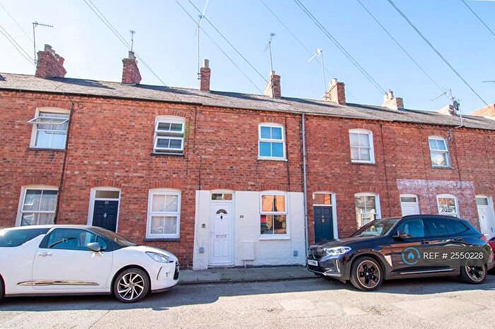 2 Bedroom Terraced House To Rent In Old Grimsbury Road, Banbury, OX16