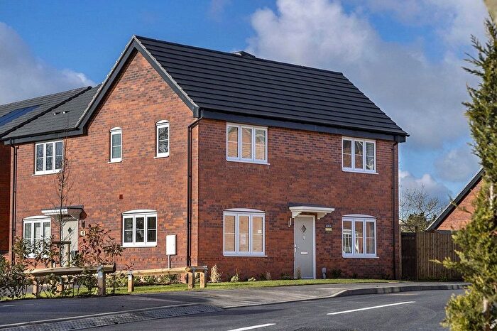 Semi-Detached House For Sale In Lindley Walk, Woods Lane, Higham On The Hill, CV13
