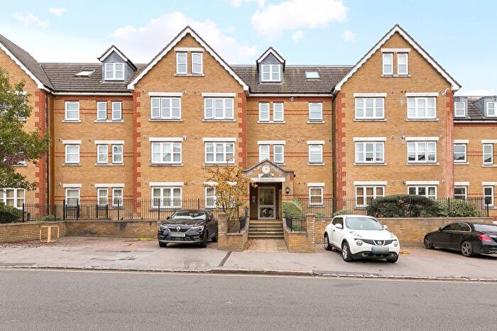 1 Bedroom Flat For Sale In Birdhurst Road, South Croydon, CR2