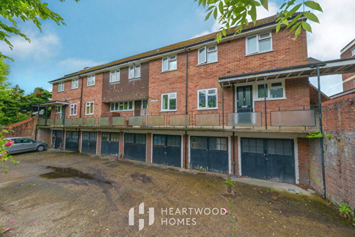 1 Bedroom Apartment For Sale In Dorcas Court, Old London Road, St. Albans, AL1