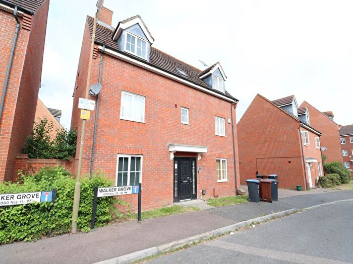 6 Bedroom Property To Rent In Walker Grove, Hatfield, Hertfordshire, AL10