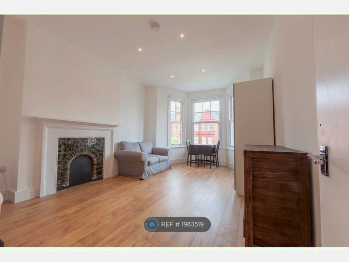 Studio To Rent In First Front Goldhurst Terrace, London, NW6