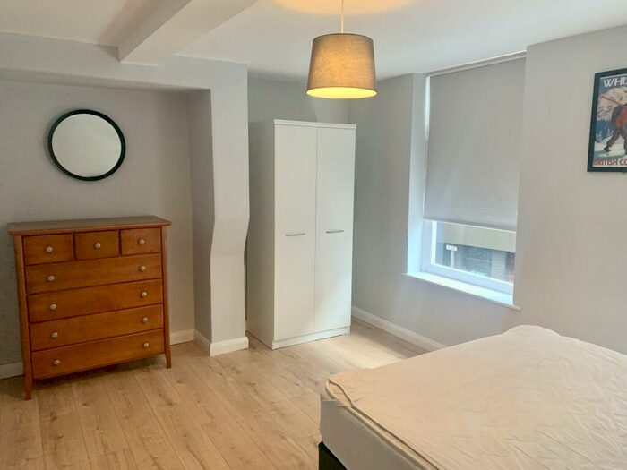 2 Bedroom Apartment To Rent In A Hounds Gate, Nottingham, NG1