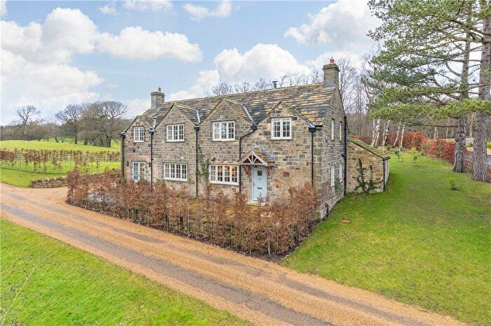 3 Bedroom Detached House To Rent In Owler Park Road, Ilkley, LS29