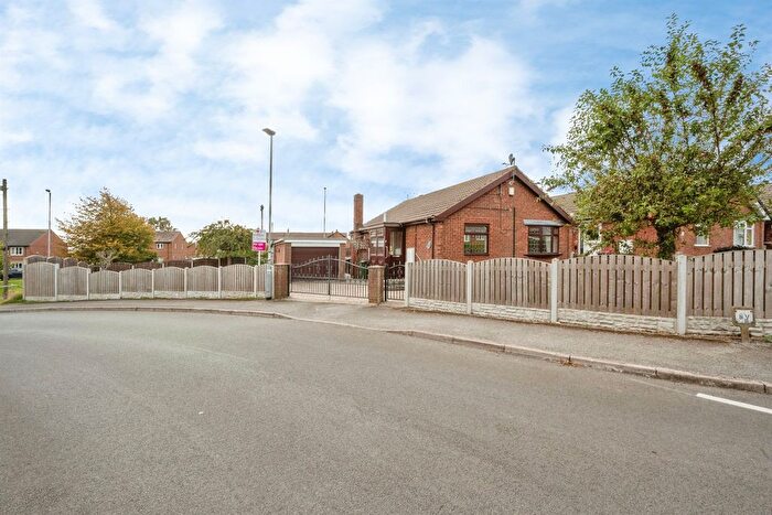 2 Bedroom Detached Bungalow For Sale In Lumley Close, Maltby, Rotherham, S66