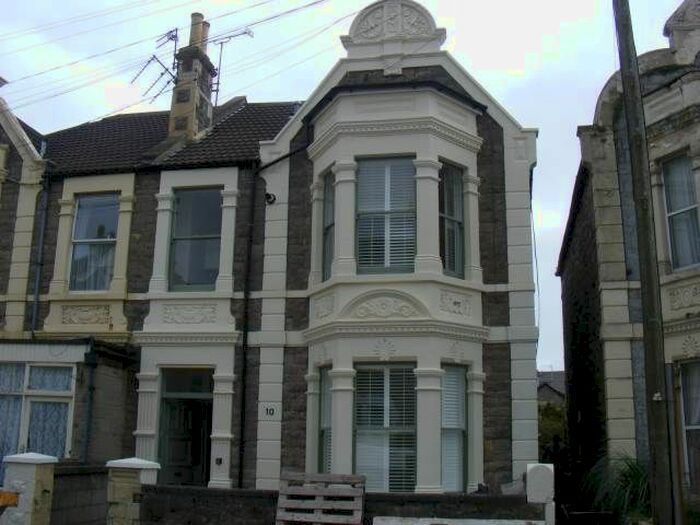 2 Bedroom Flat To Rent In Severn Road, Weston-Super-Mare, North Somerset BS23