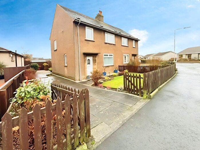 3 Bedroom Semi Detached House For Sale In Sweetbank Drive, Markinch, KY7