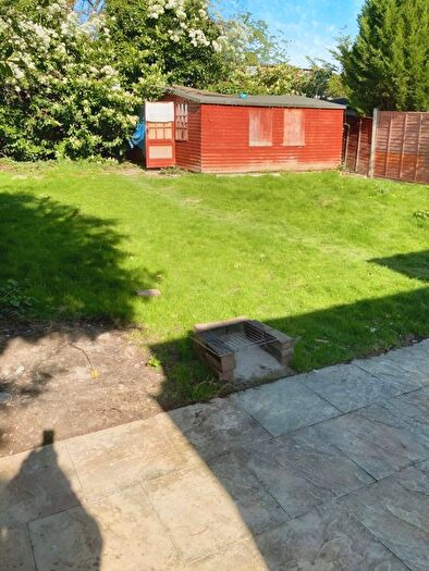 12 Bedroom Country House To Rent In London Road, Ewell, Epsom, KT17