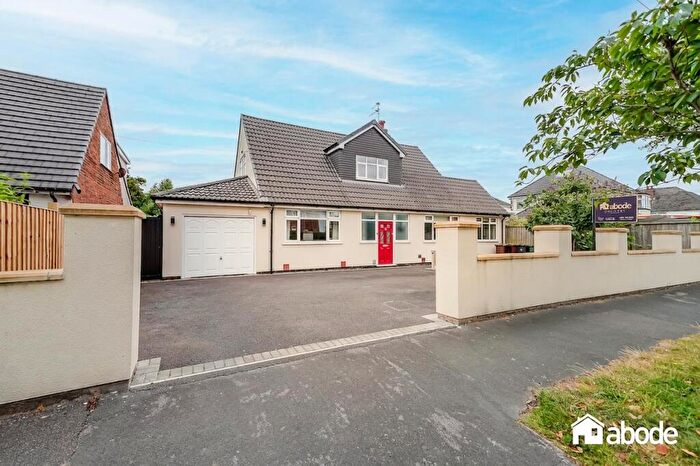 4 Bedroom Detached Bungalow For Sale In Andrews Lane, Formby, Liverpool, L37