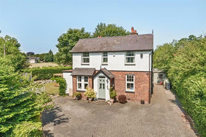 3 Bedroom Detached House For Sale In Wolverley Road, Wolverley, Kidderminster, DY10