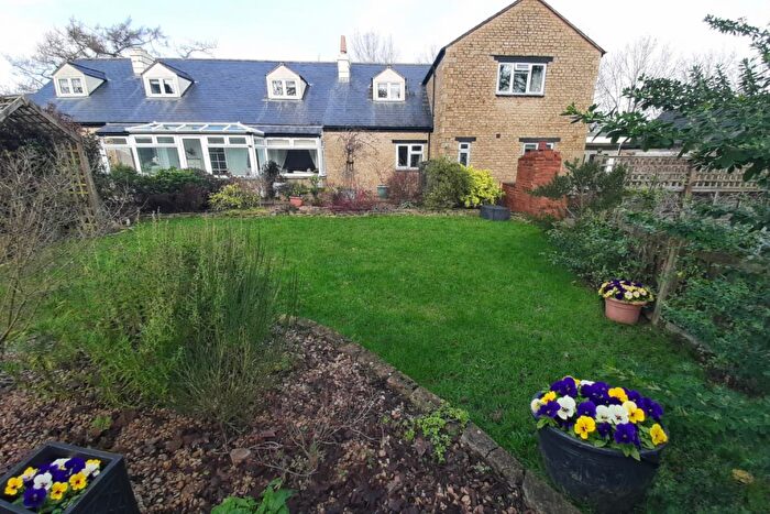 3 Bedroom Semi-Detached House For Sale In Jackaments, Rodmarton, Cirencester, GL7