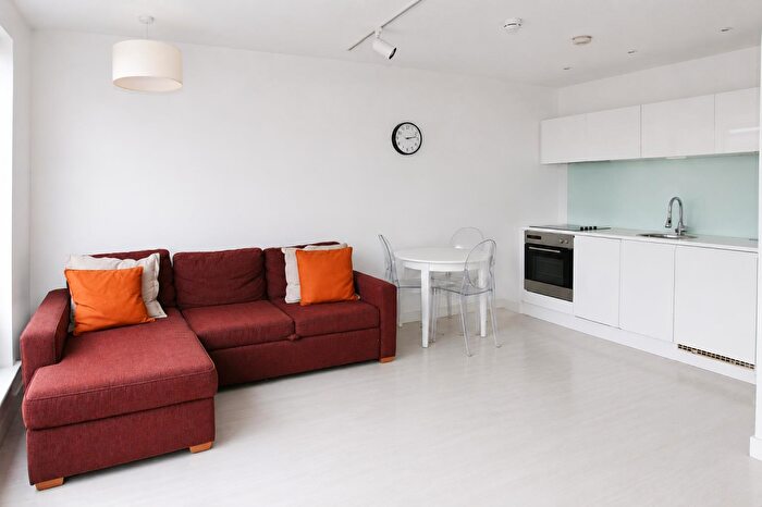 1 Bedroom Flat To Rent In Manor Mills, Ingram Street, LS11