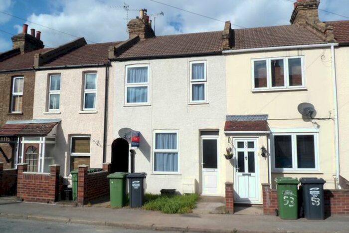 3 Bedroom Terraced House To Rent In Carlisle Road, Dartford, DA1