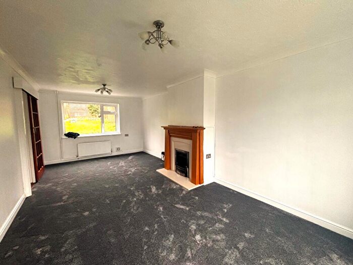 3 Bedroom House To Rent In Merlin Crescent, Exeter, EX4