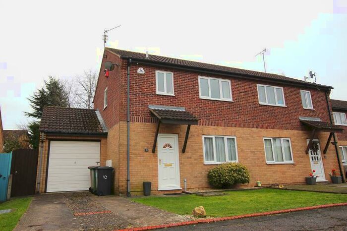 3 Bedroom Semi-Detached House To Rent In Kingfishers, Orton Wistow, Peterborough, PE2
