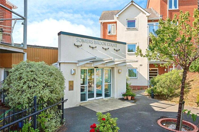 1 Bedroom Flat For Sale In Foxes Road, Newport, Isle Of Wight, PO30