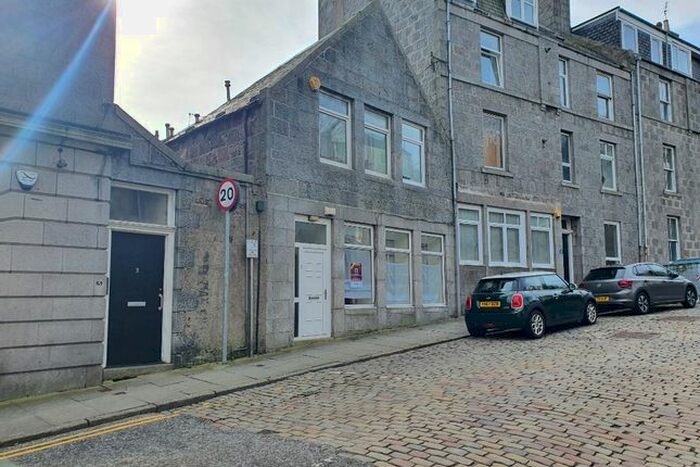 1 Bedroom Flat To Rent In Baker Street, Rosemount, Aberdeen, AB25