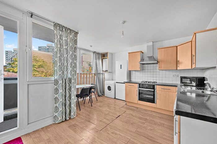 4 Bedroom Maisonette To Rent In Alton Road, Roehampton, SW15