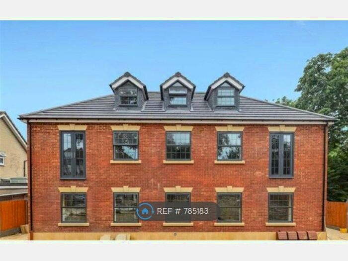 4 Bedroom Flat To Rent In The Drive, Wembley Park, HA9