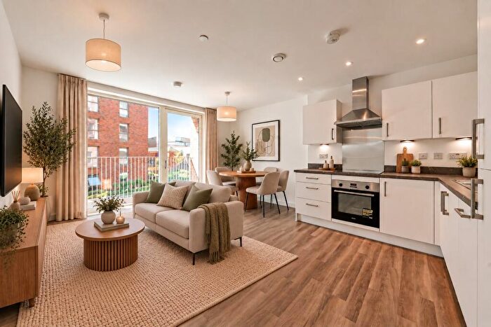 2 Bedroom Apartment For Sale In Moorbridge Road, Maidenhead, SL6