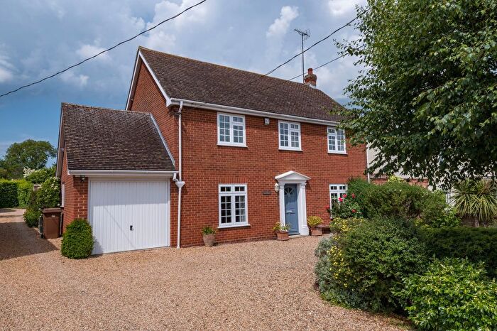 4 Bedroom Detached House For Sale In The Millstone, Friars Road, Hadleigh, IP7