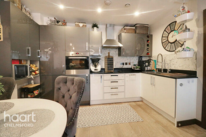 2 Bedroom Apartment For Sale In The Causeway, Chelmsford, CM2