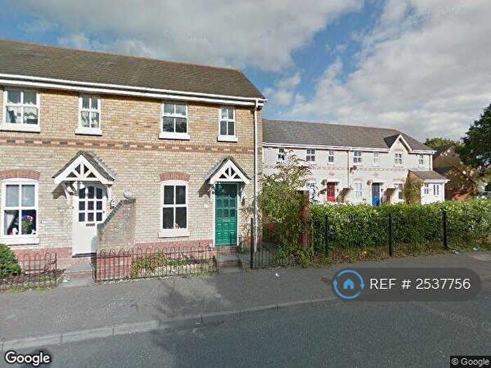 2 Bedroom End Of Terrace House To Rent In Derwent Road, Colchester, CO4