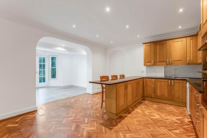 2 Bedroom Flat To Rent In Carlton Hill, St Johns Wood, NW8