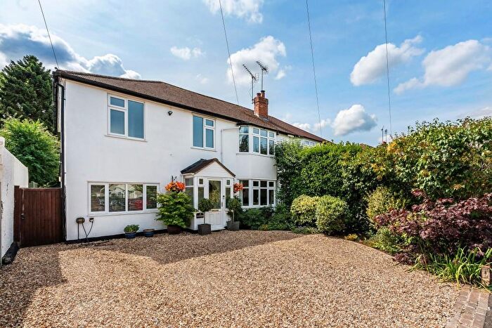4 Bedroom Semi Detached House For Sale In Sole Farm Road, Bookham, KT23