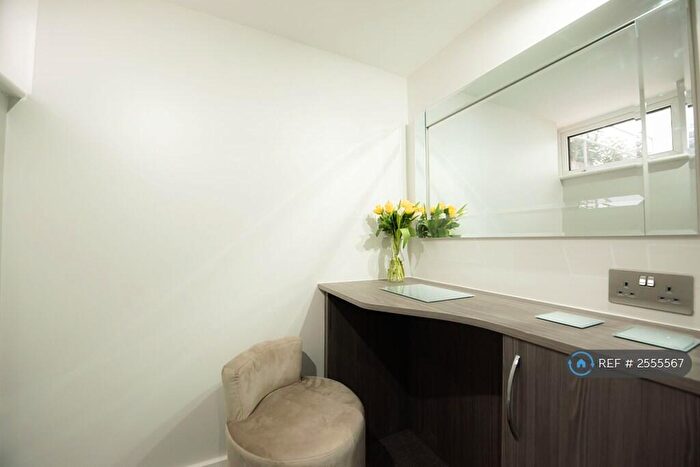 1 Bedroom Flat To Rent In Basingstoke Road, Reading, RG2