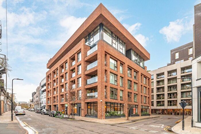 3 Bedroom Flat For Sale In Mentmore Terrace, London Fields, E8
