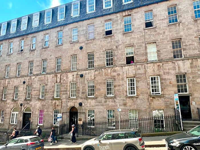 2 Bedroom Flat To Rent In Blair Street, Old Town, Edinburgh, EH1