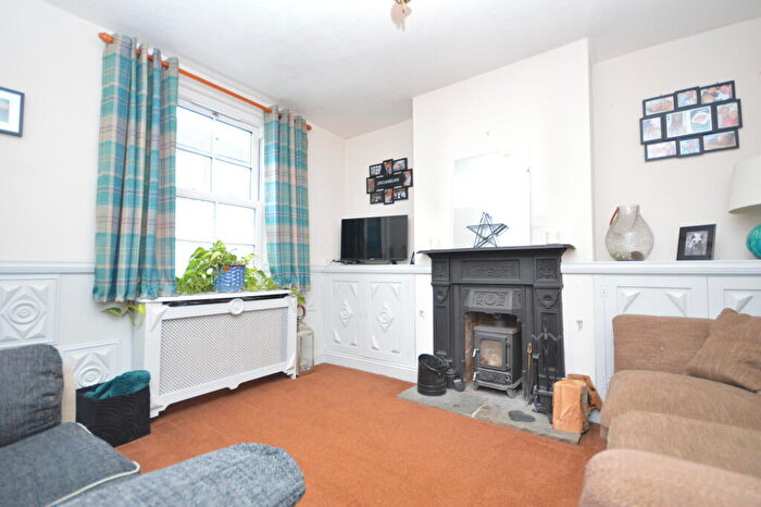 2 Bedroom House To Rent In Halford Street, Thrapston, Kettering, NN14