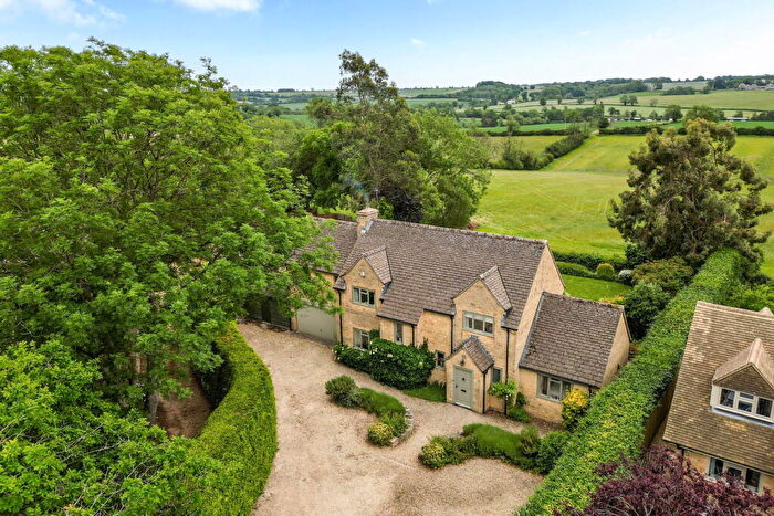 4 Bedroom Detached House For Sale In Great Rollright, Chipping Norton, OX7