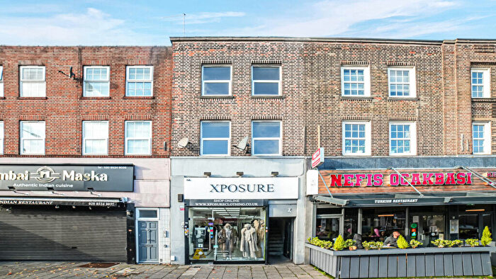 2 Bedroom Apartment To Rent In Old Church Road, Chingford, E4