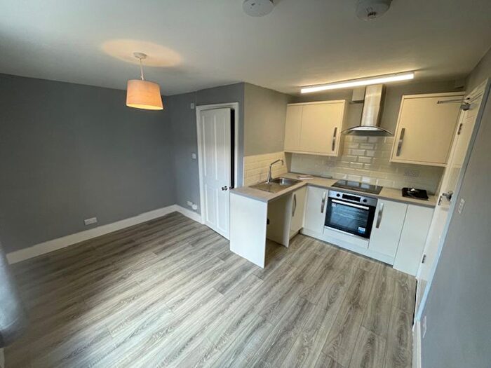 1 Bedroom Flat To Rent In Marine Parade, Sheerness, ME12