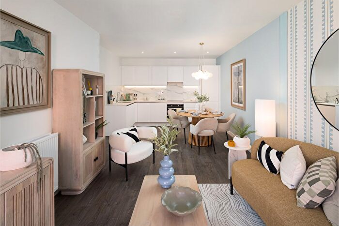 Studio For Sale In "Sheardown Apartments" At Carnation Gardens, Nestle Avenue, Hayes, UB3