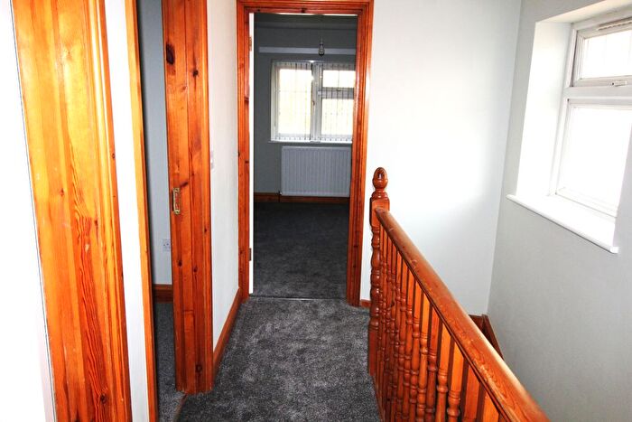 3 Bedroom Terraced House To Rent In Kingsway, Hayes, UB3