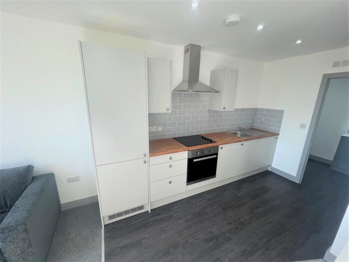 1 Bedroom Apartment To Rent In -Bed Apartment - Bridge House, Leeds, LS10