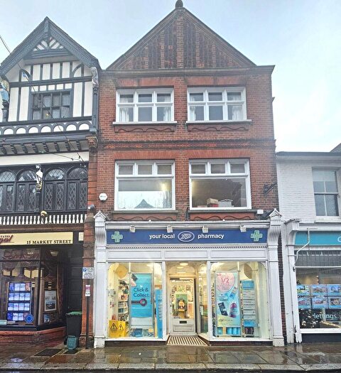 1 Bedroom Flat To Rent In Market Street Sandwich, CT13