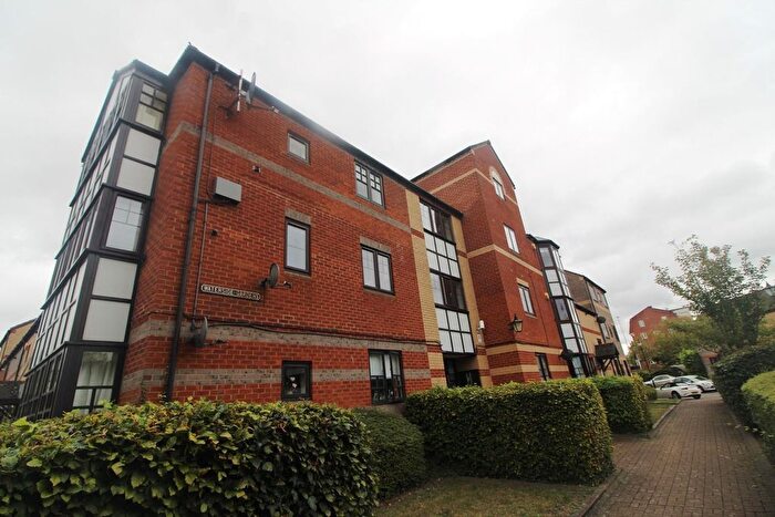 1 Bedroom Flat To Rent In Waterside Gardens, Reading, RG1