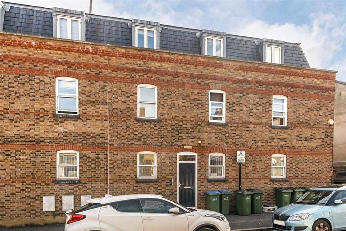 1 Bedroom Flat To Rent In Earlswood Street, Greenwich, SE10