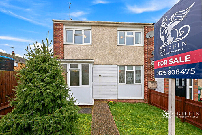 3 Bedroom End Of Terrace House For Sale In The Willows, Pitsea, Basildon, SS13